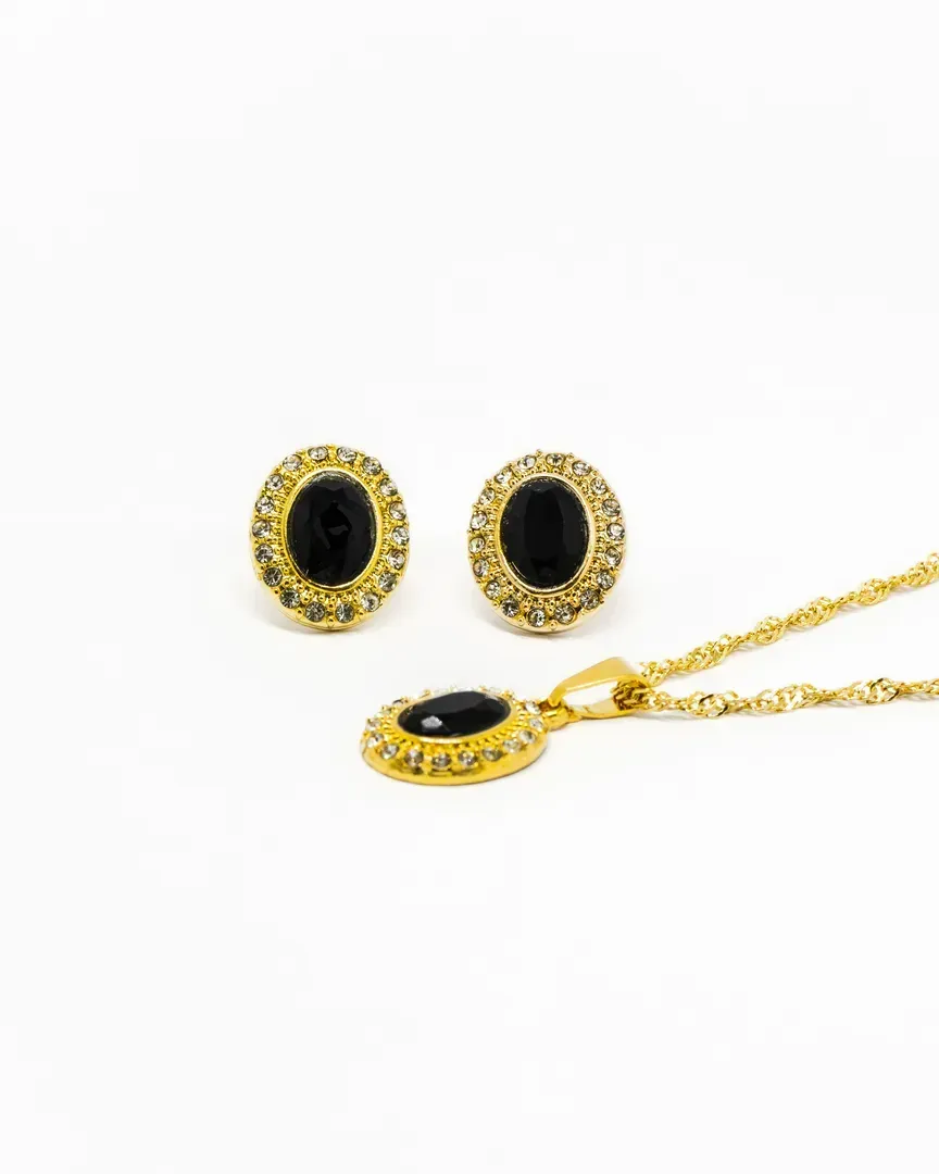 CONJUNTO PEDRA OVAL CRAVEJADO ELO SINGAPURA GARGANTILHA E BRINCO