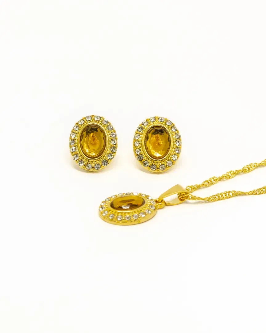 CONJUNTO PEDRA OVAL CRAVEJADO ELO SINGAPURA GARGANTILHA E BRINCO