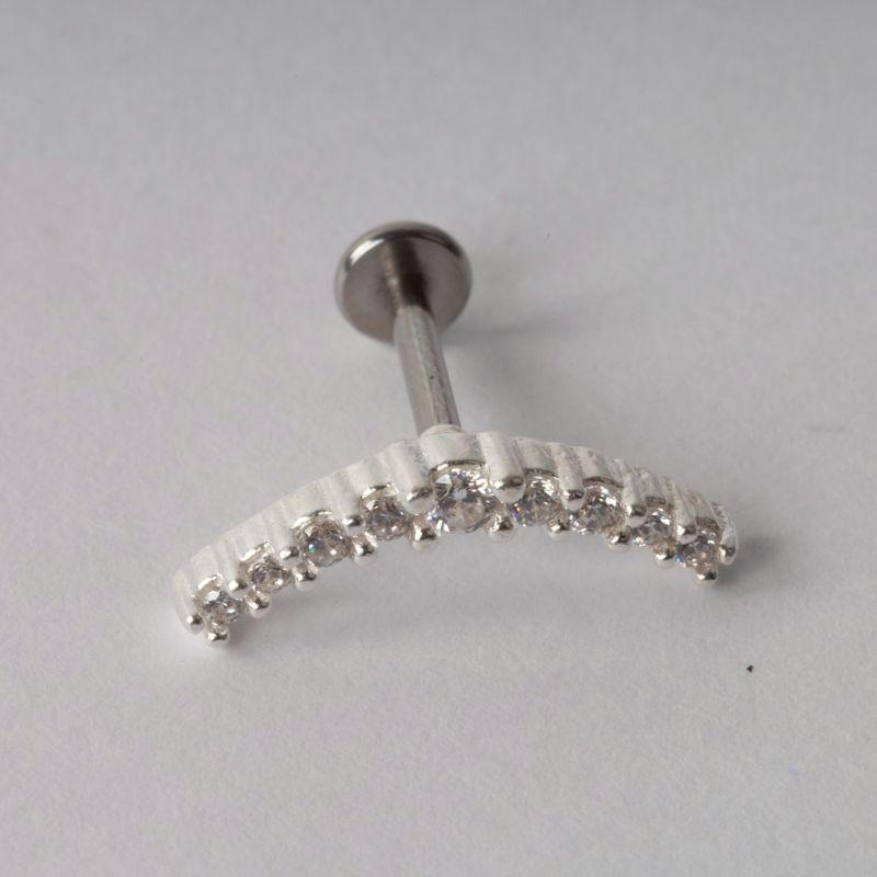 PIERCING TRAGUS CRAVEJADO