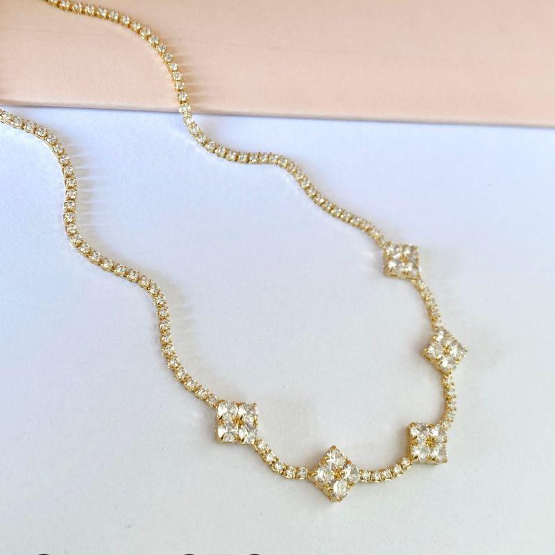 GARGANTILHA CRAVEJADA COM ZIRCONIAS
